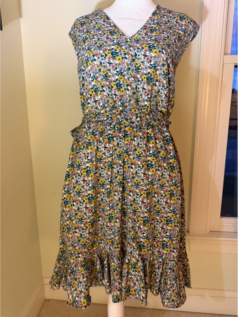 BCBGeneration Floral Ruffle Midi Dress Size XL New With Tags